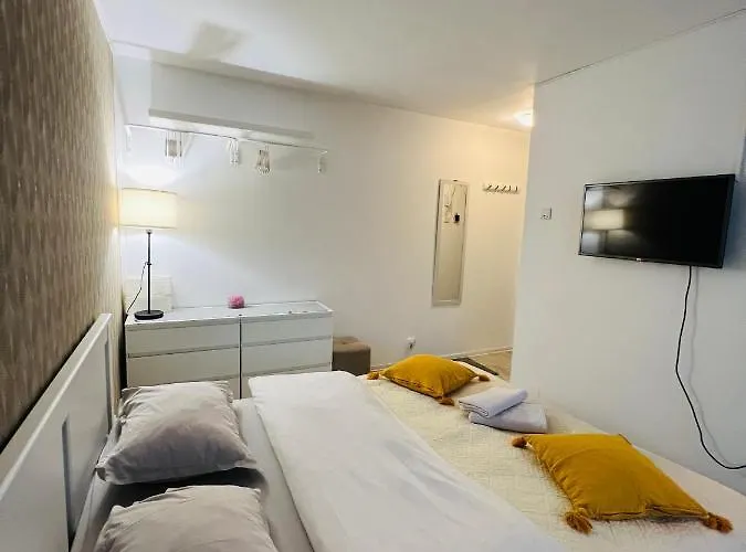 Condor Studio Bucureşti